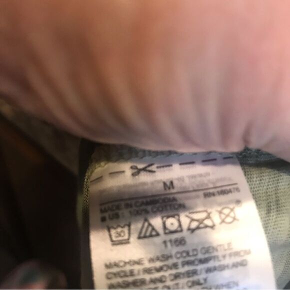 Old Navy Camouflage Tank Top Green Size Medium - Picture 11 of 12